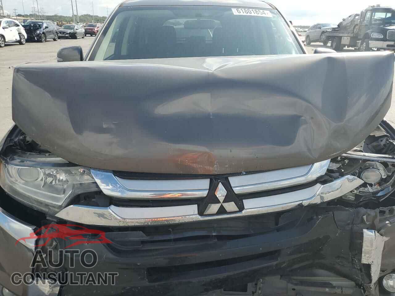 MITSUBISHI OUTLANDER 2017 - JA4AD3A36HZ010682