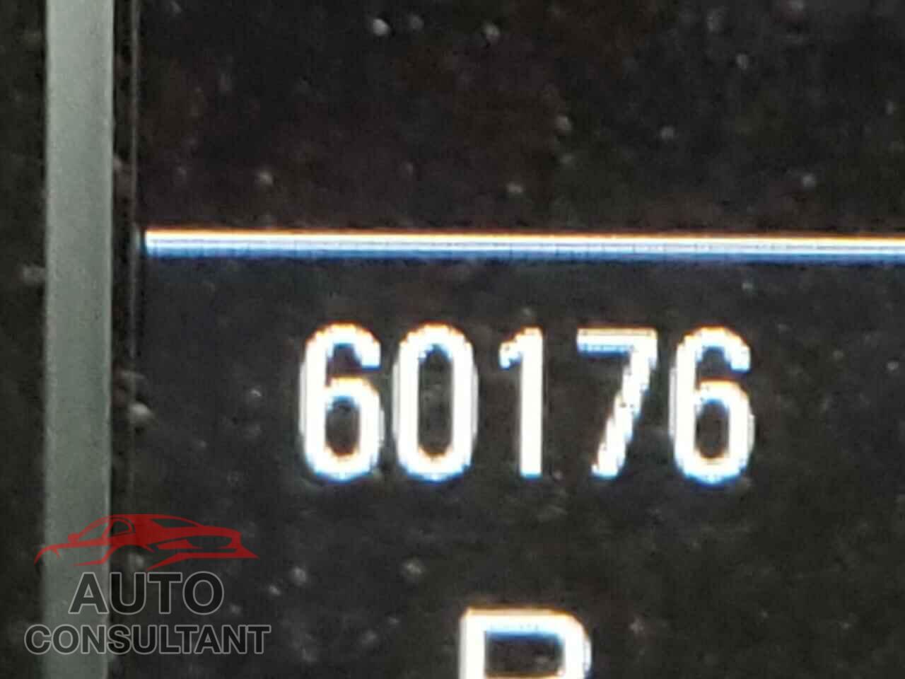 AUDI Q5 2017 - WA1C2AFP8HA071738
