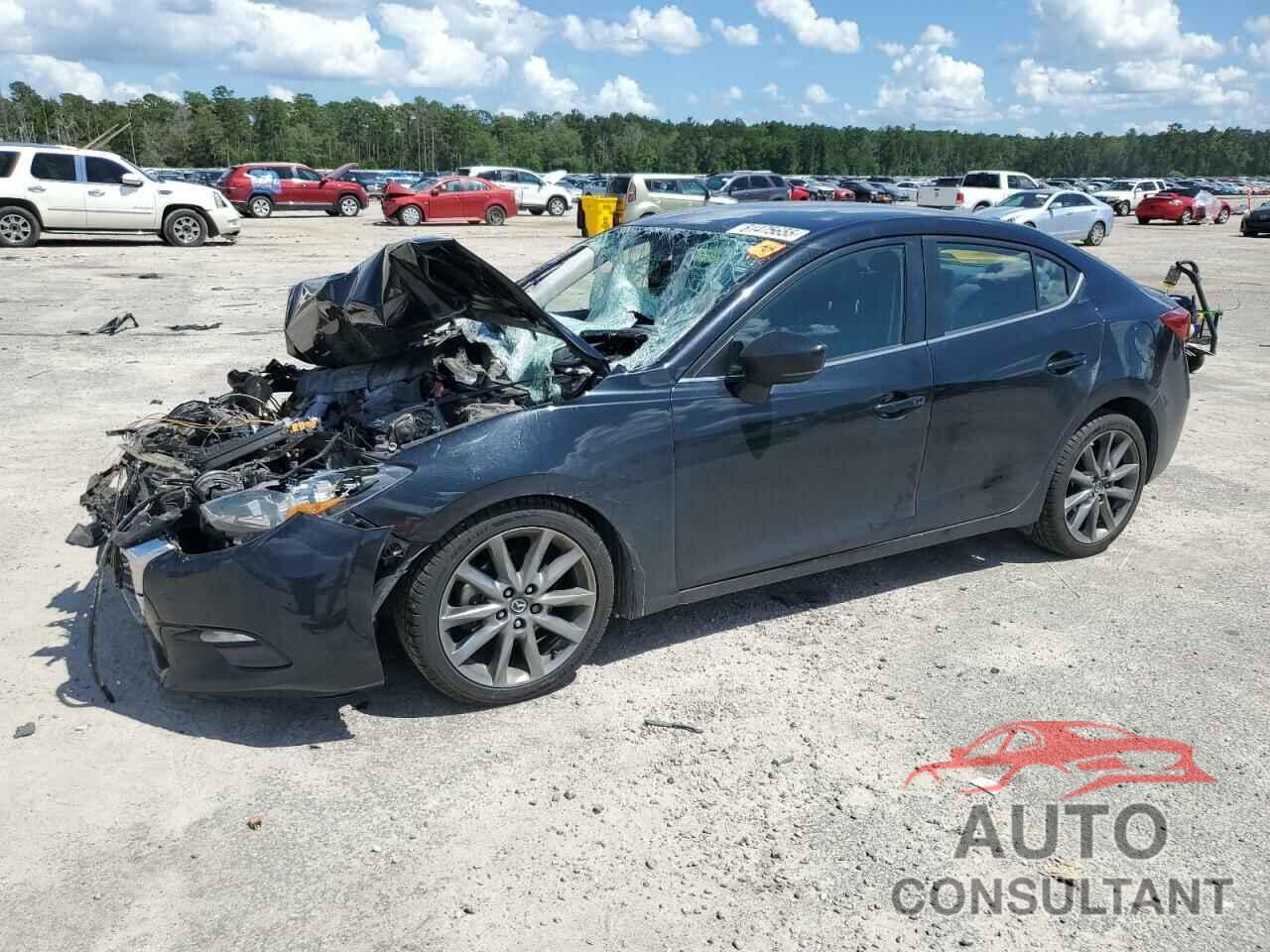 MAZDA 3 2018 - 3MZBN1V36JM269005