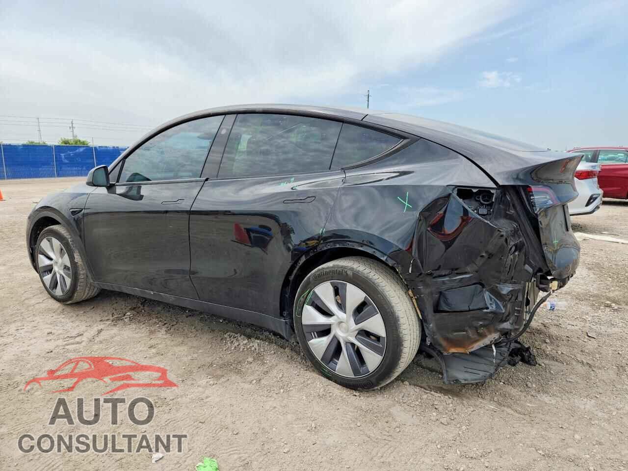 TESLA MODEL Y 2024 - 7SAYGDED5RF088143