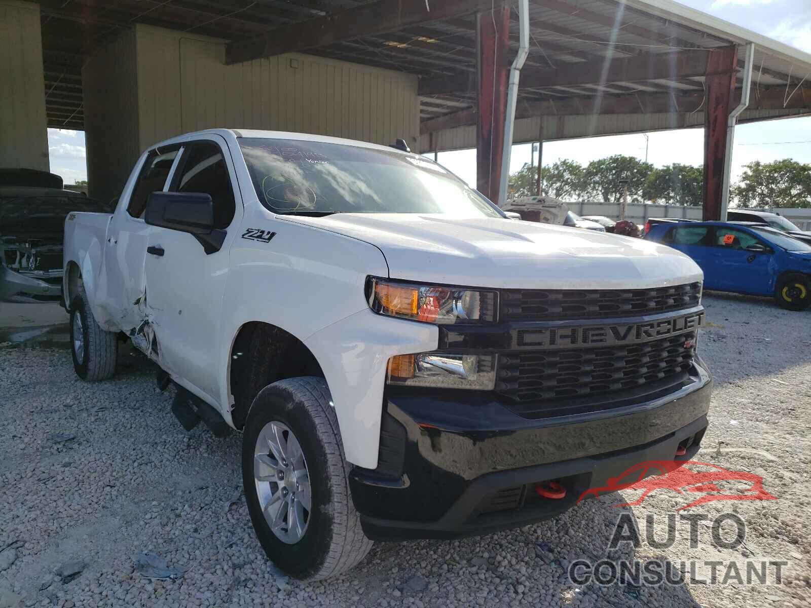CHEVROLET SILVERADO 2021 - 1GCPYCEF0MZ192429