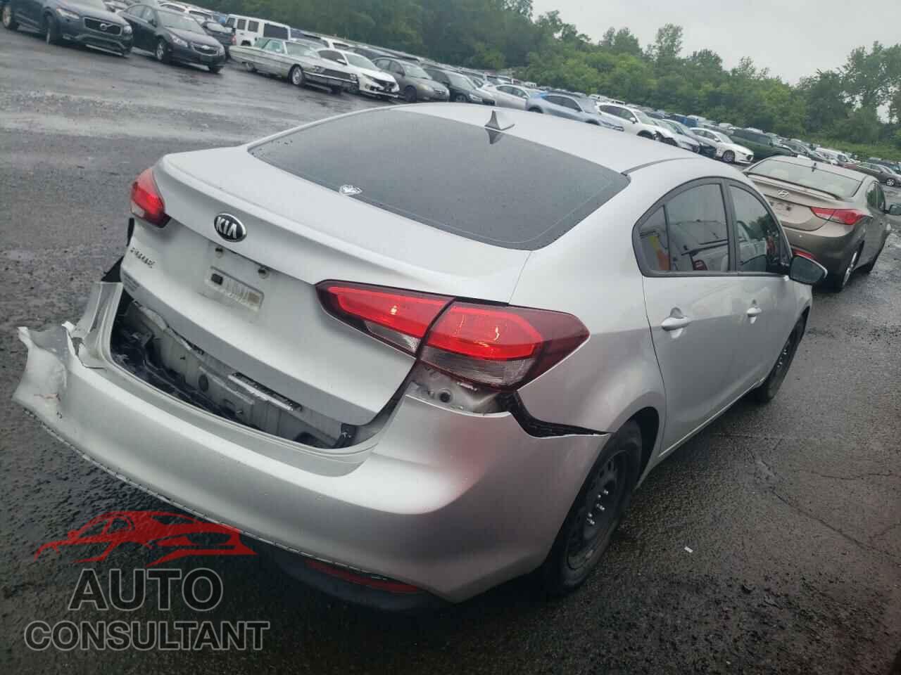 KIA FORTE 2017 - 3KPFL4A71HE044452