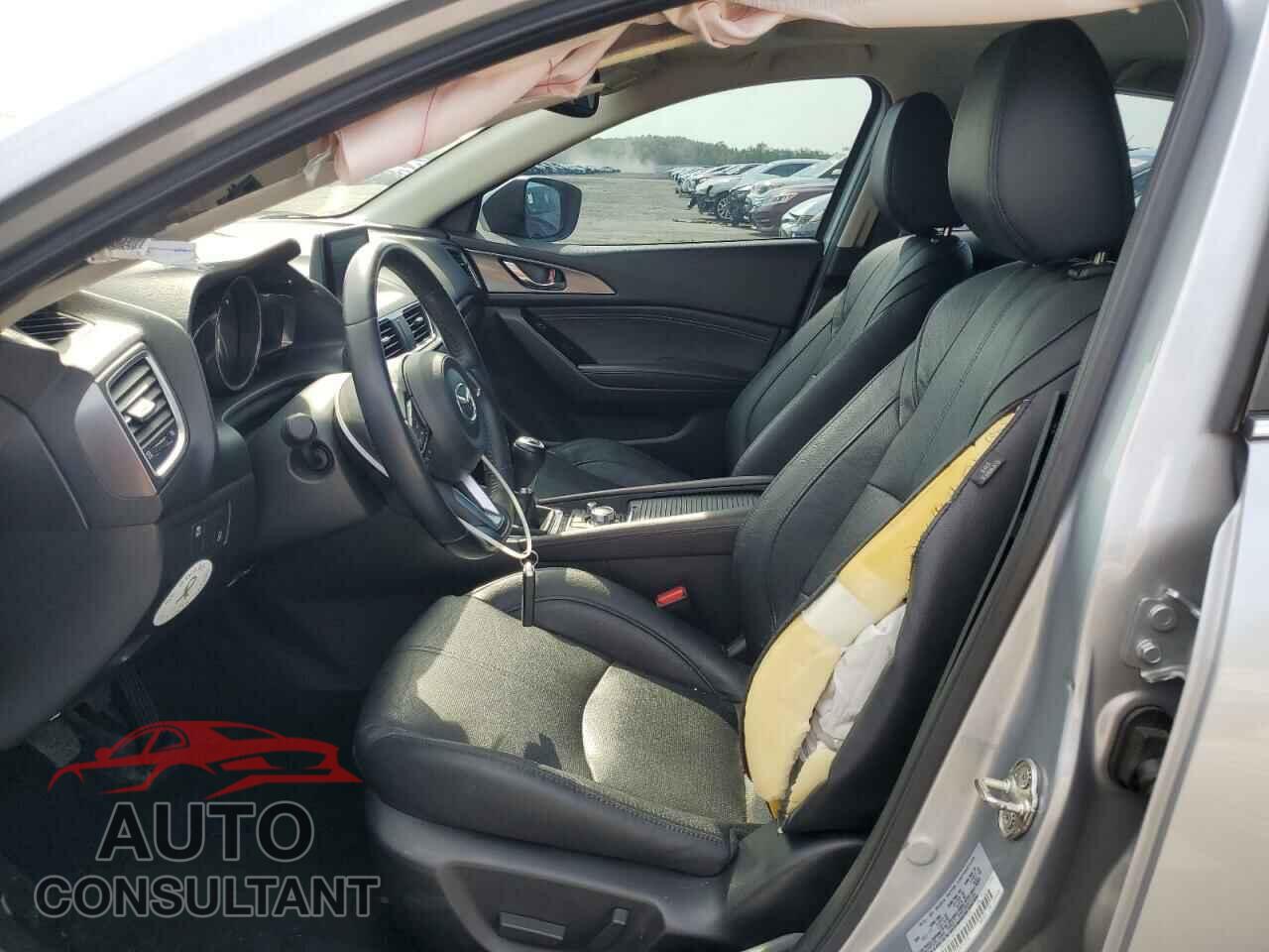MAZDA 3 2017 - JM1BN1M33H1140795