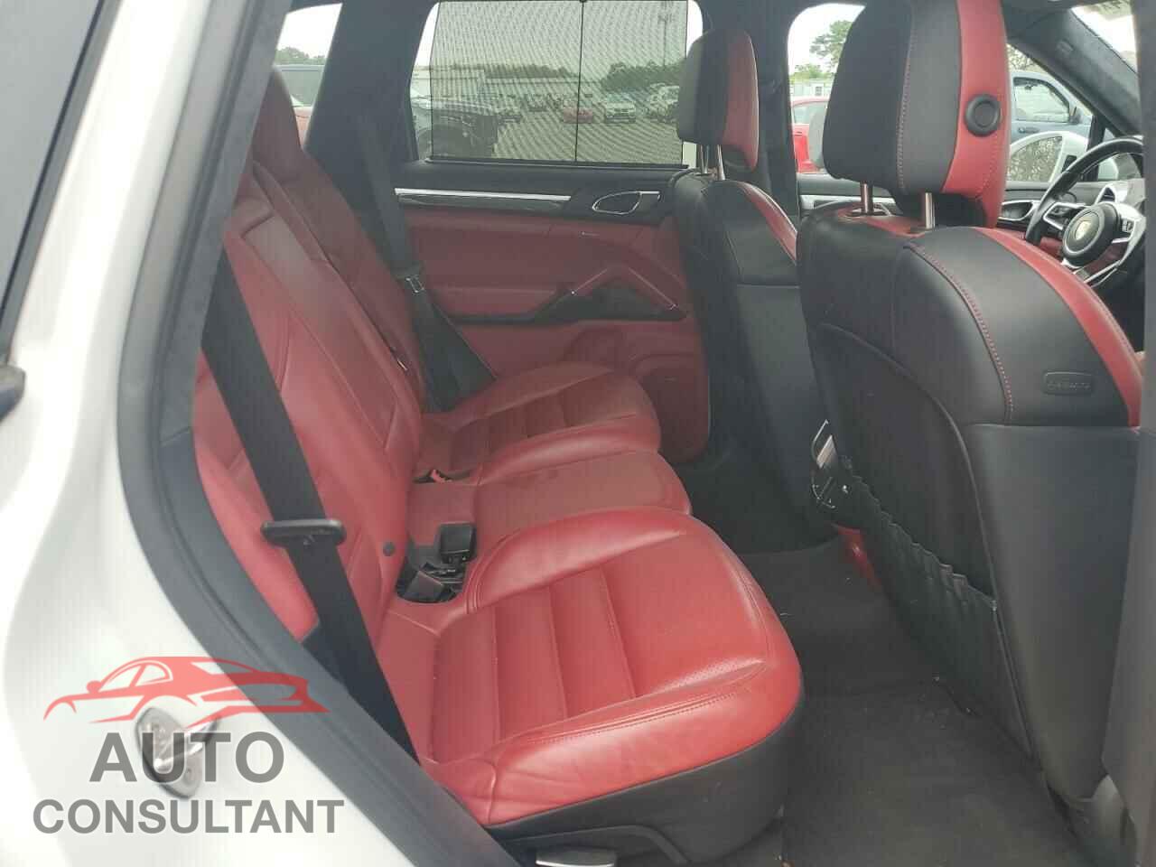 PORSCHE CAYENNE 2016 - WP1AC2A24GLA88727