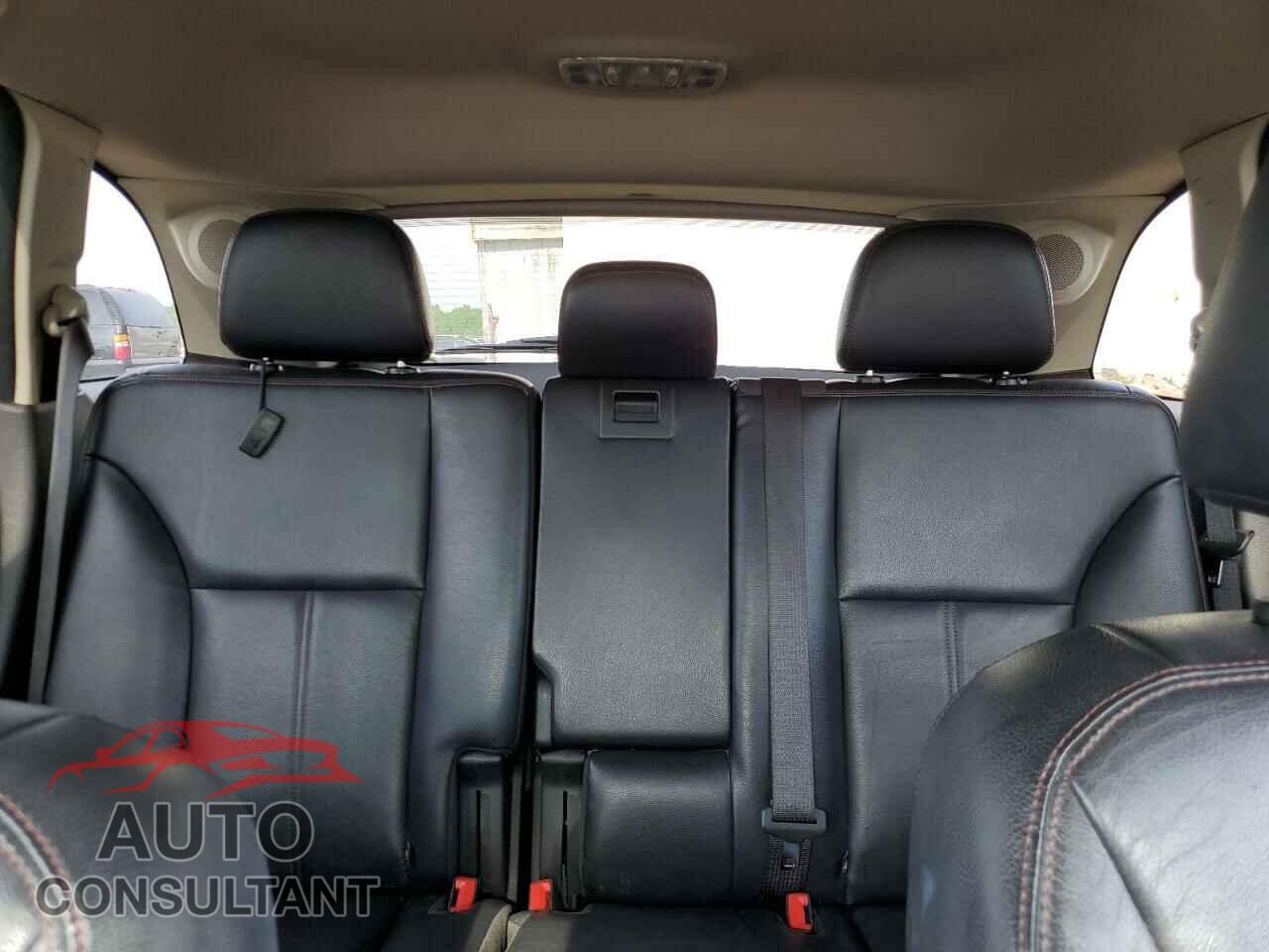 FORD EDGE 2011 - 2FMDK3KCXBBA08608