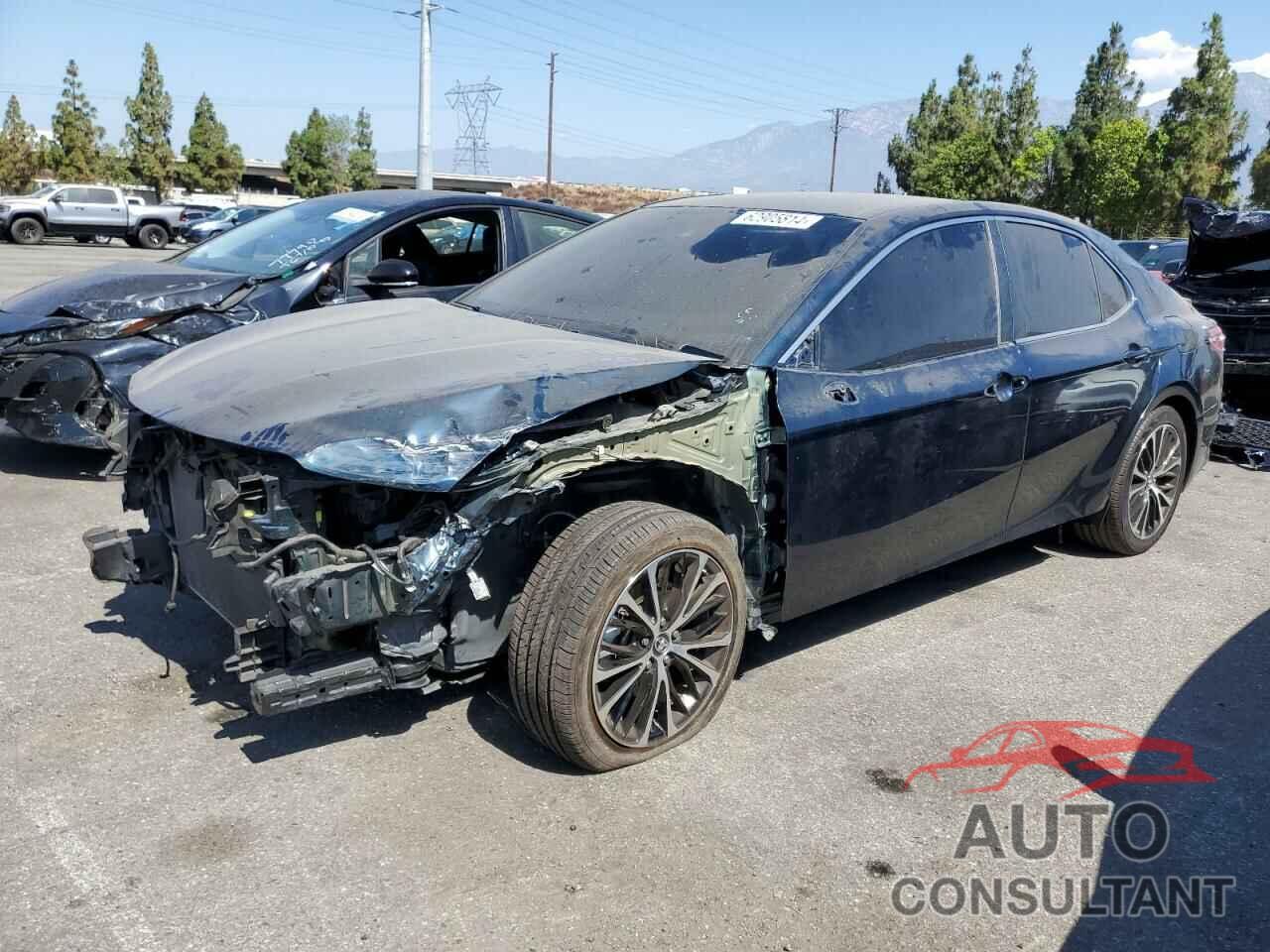 TOYOTA CAMRY 2019 - 4T1B11HK3KU824826
