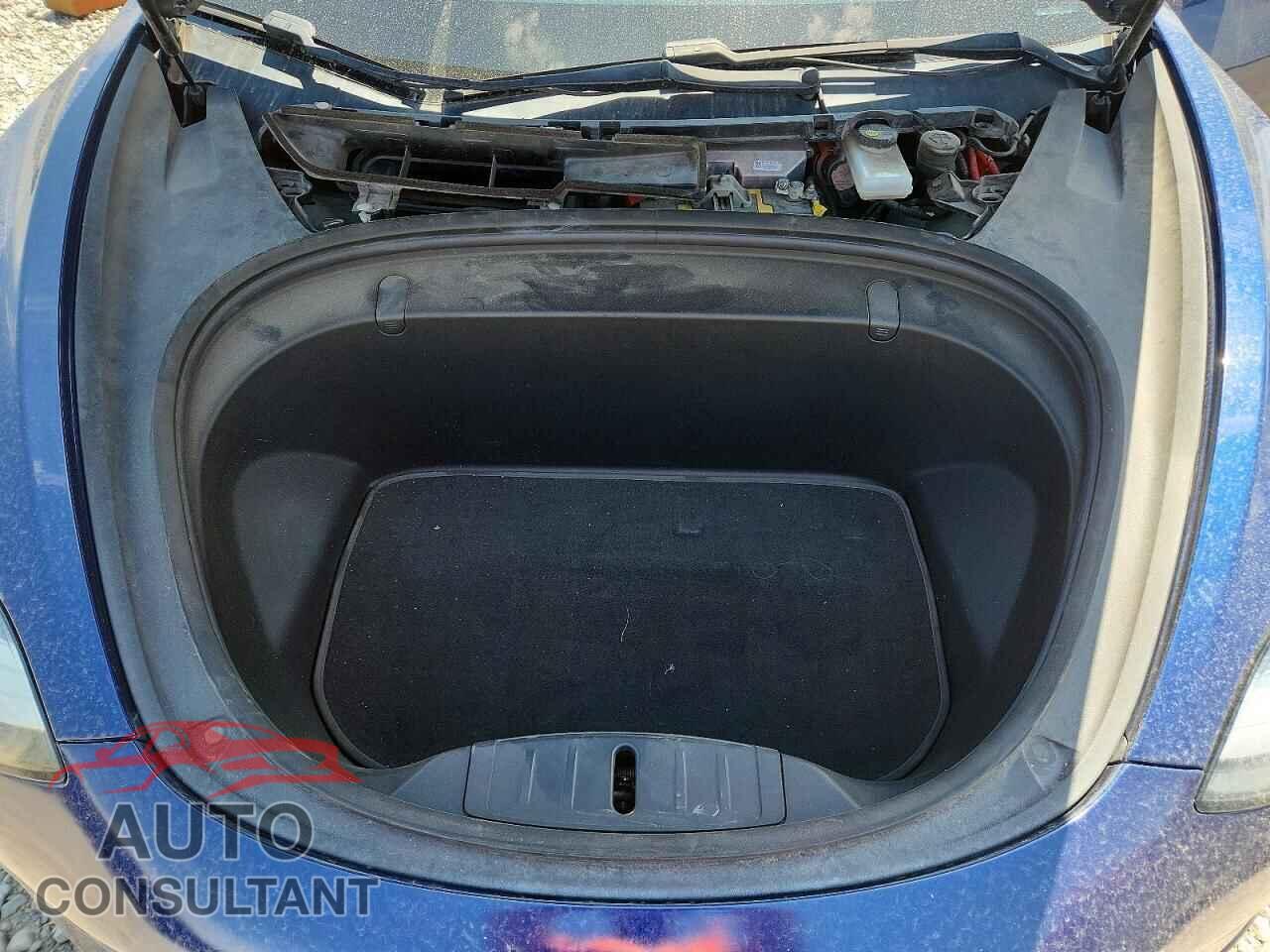TESLA MODEL 3 2019 - 5YJ3E1EB7KF433138
