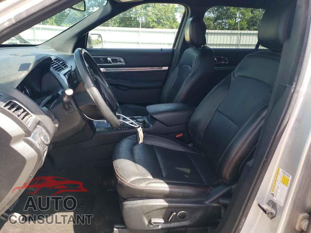 FORD EXPLORER 2018 - 1FM5K8GT6JGB13745