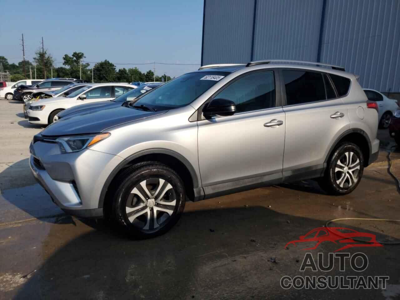 TOYOTA RAV4 2018 - 2T3BFREV5JW729544