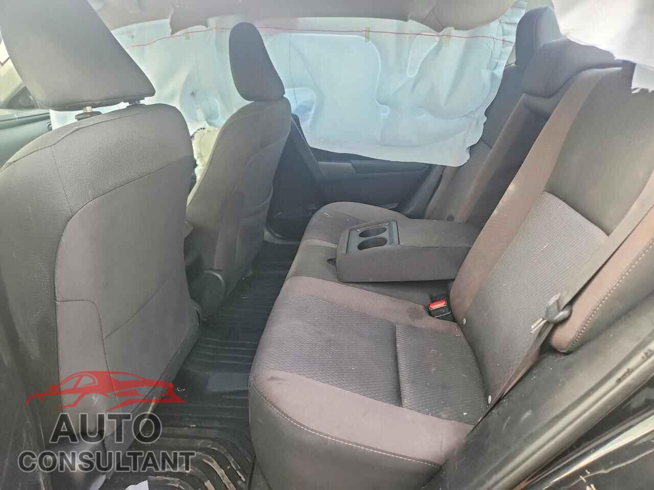 TOYOTA COROLLA 2017 - 2T1BURHE2HC848836