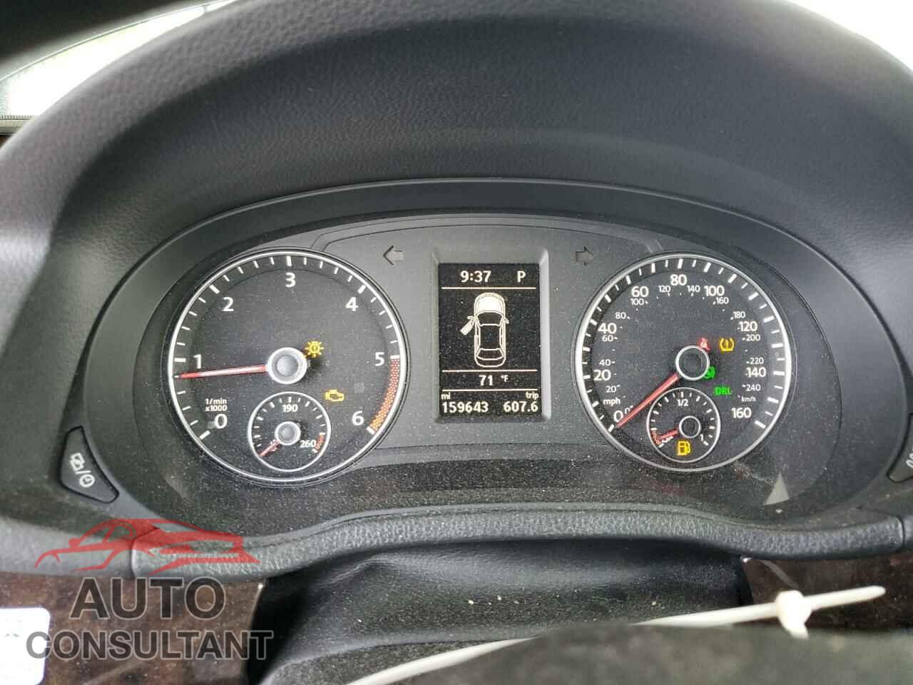 VOLKSWAGEN PASSAT 2014 - 1VWCN7A33EC099660