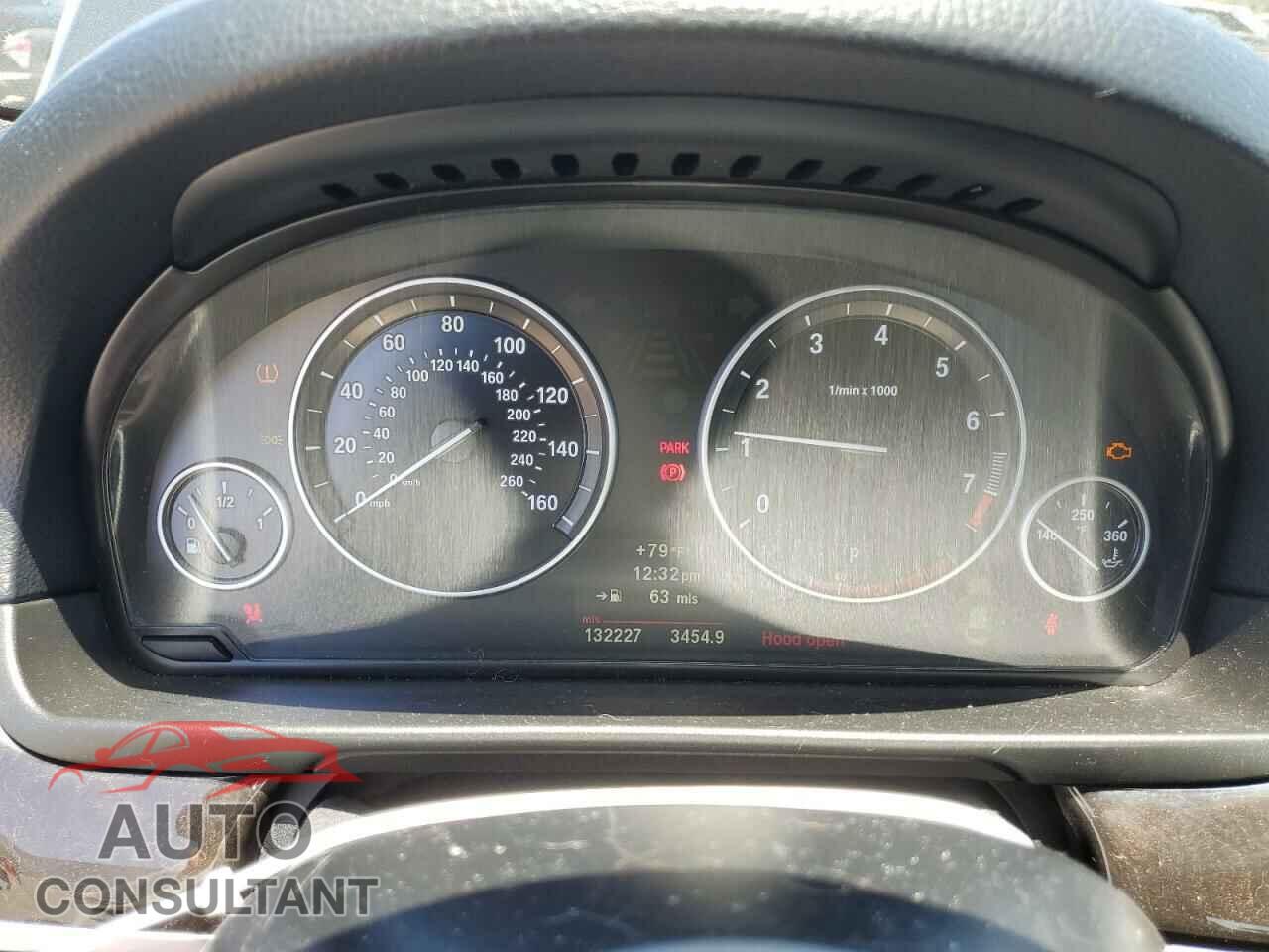 BMW 5 SERIES 2012 - WBAFR7C58CC807978