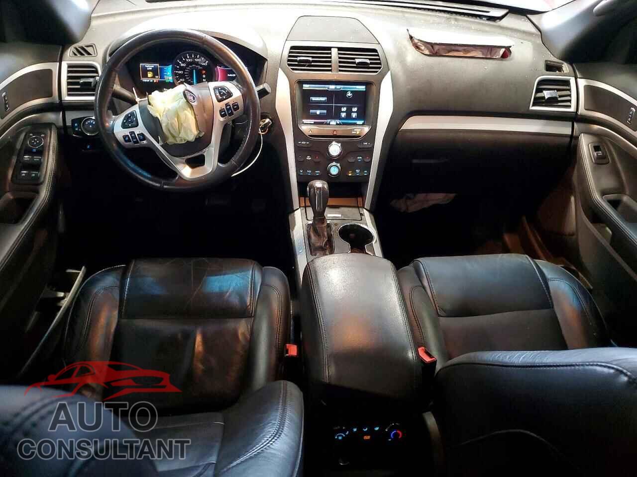 FORD EXPLORER 2015 - 1FM5K7D80FGA71543