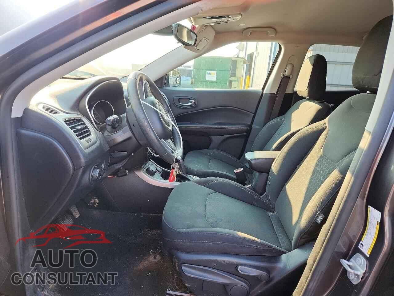 JEEP COMPASS 2018 - 3C4NJDAB4JT290788