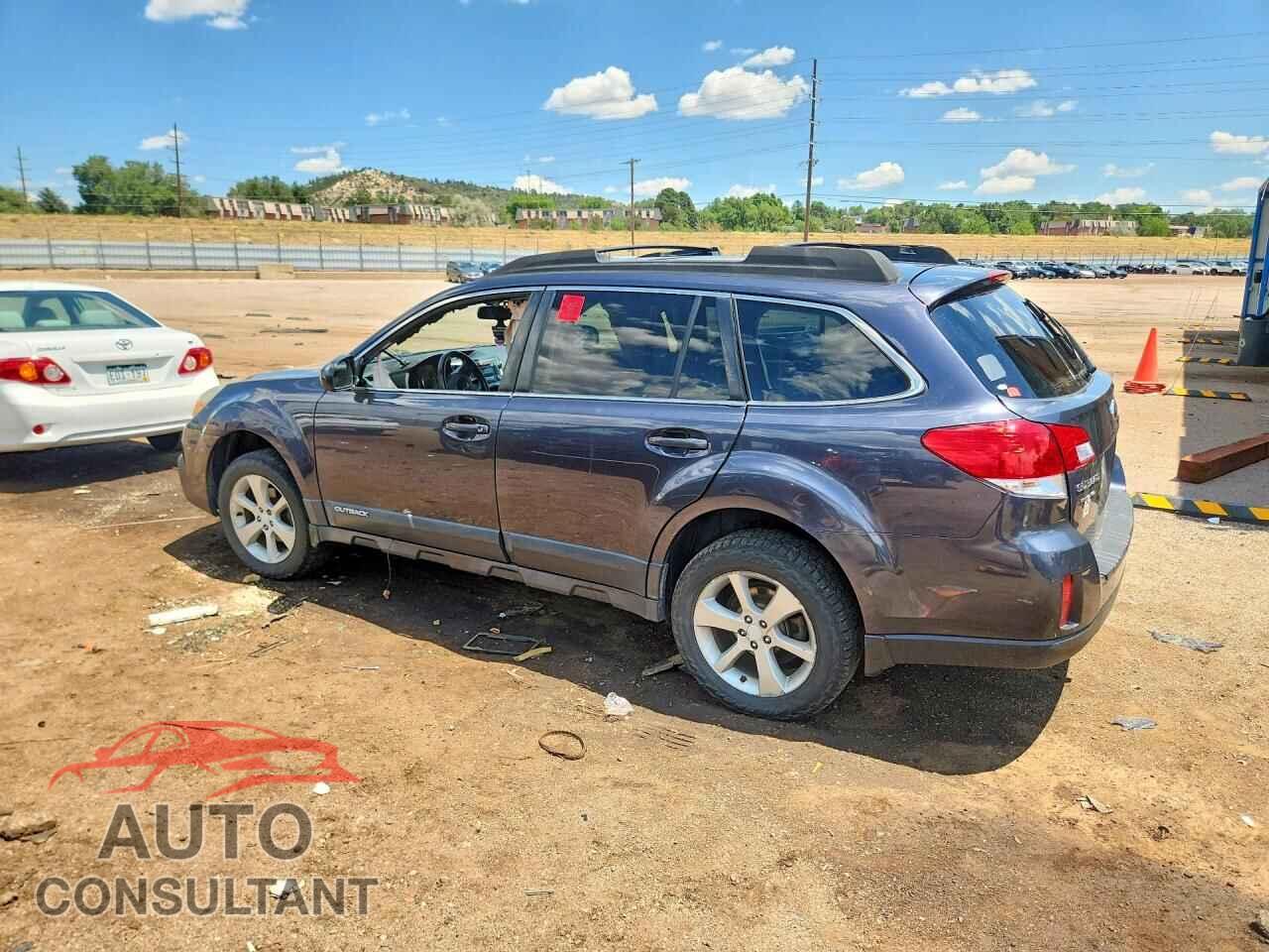 SUBARU OUTBACK 2013 - 4S4BRBCC2D3294145