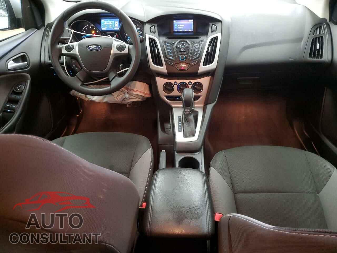 FORD FOCUS 2014 - 1FADP3K24EL325713