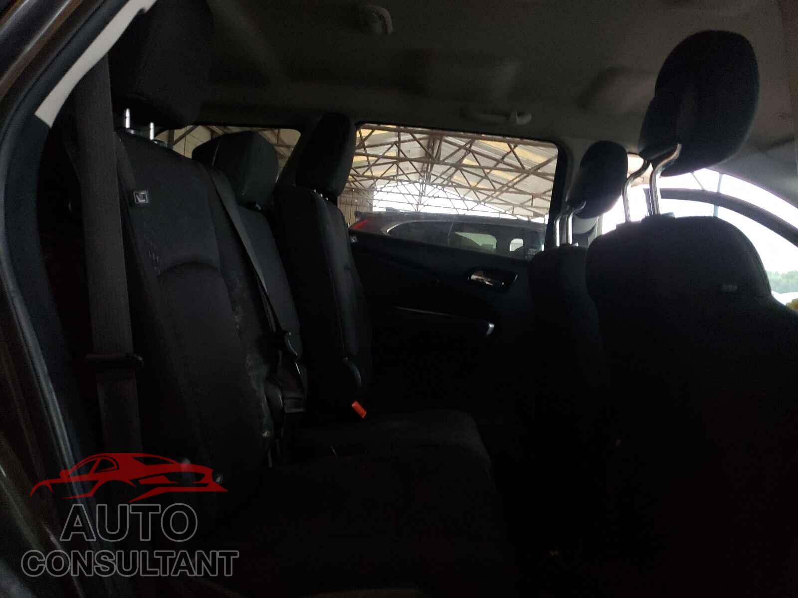 DODGE JOURNEY 2018 - 3C4PDCAB6JT445867