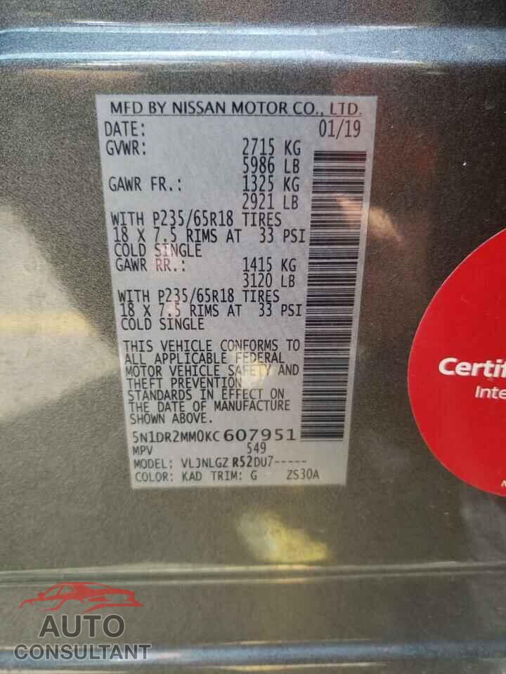 NISSAN PATHFINDER 2019 - 5N1DR2MM0KC607951