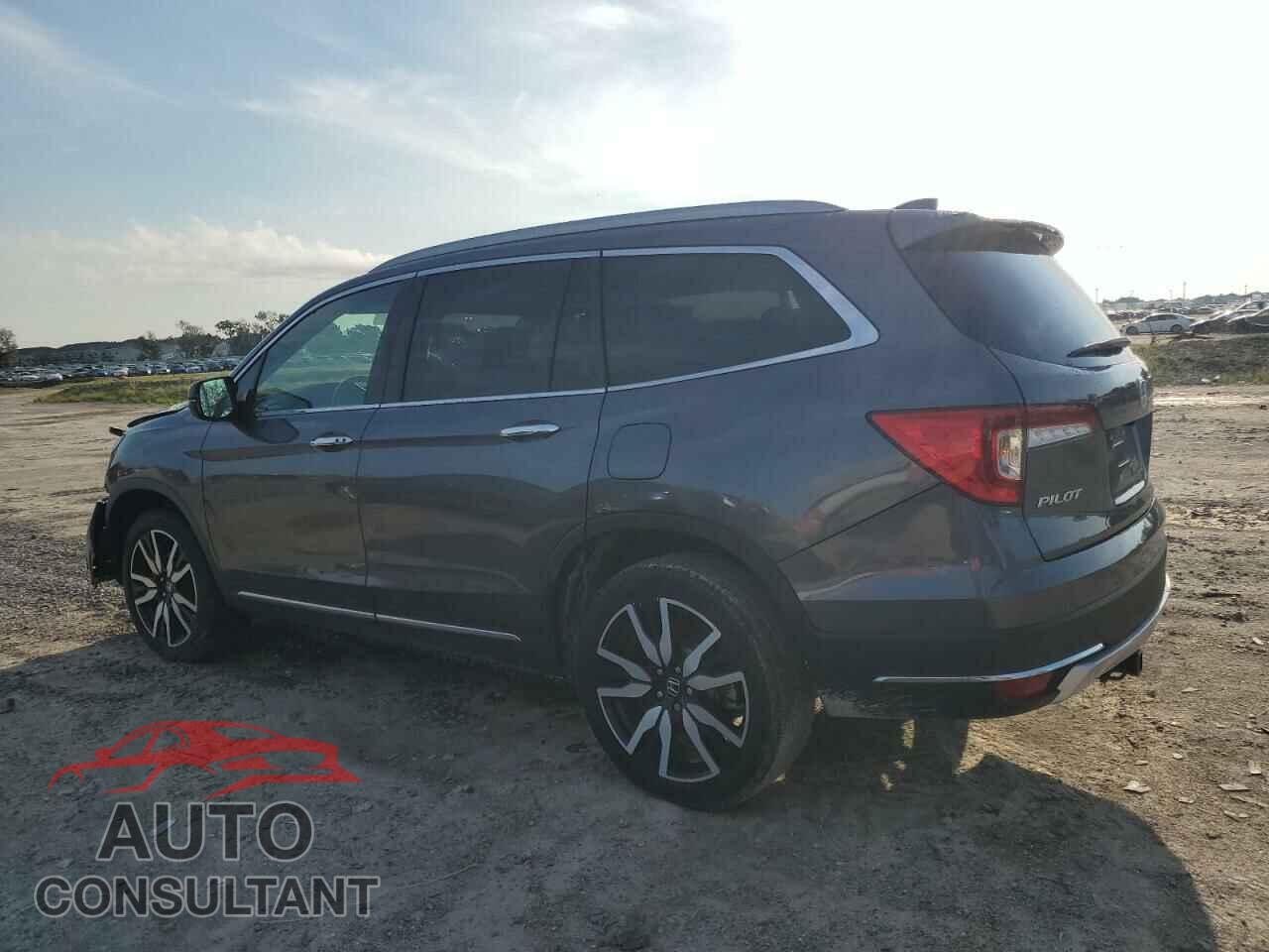 HONDA PILOT 2021 - 5FNYF6H65MB034052