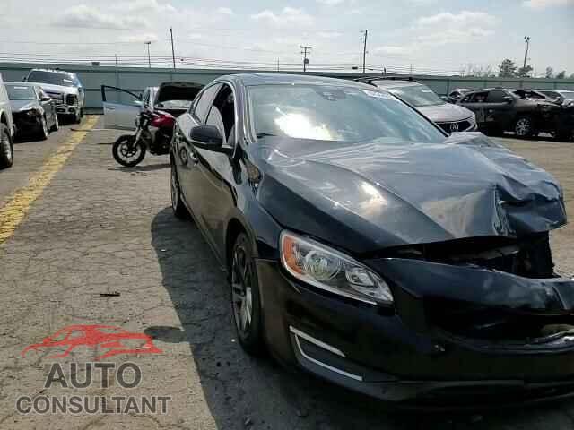VOLVO S60 2015 - YV1612TK3F1345598