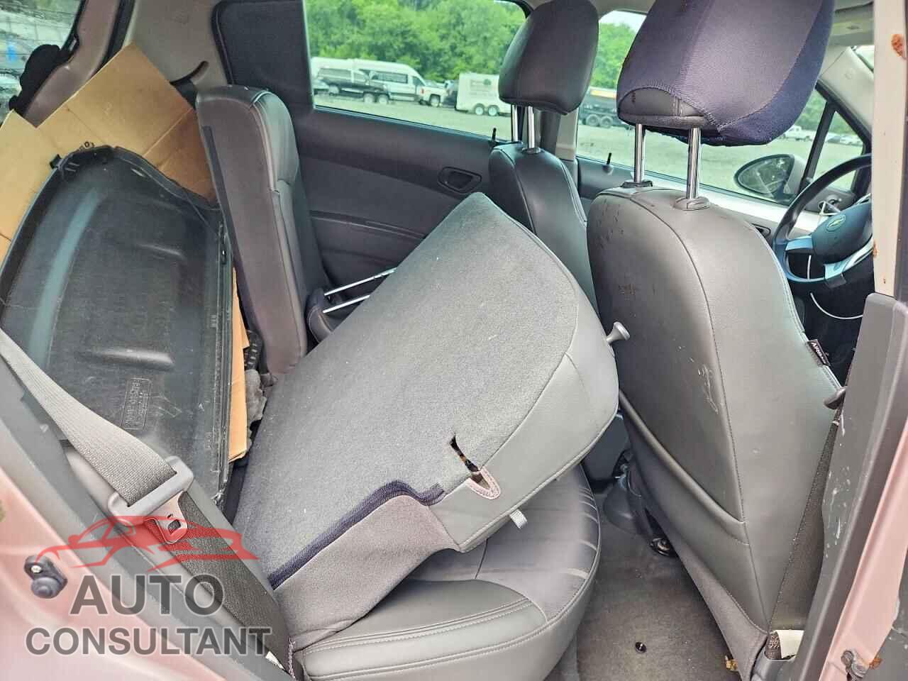 CHEVROLET SPARK 2013 - KL8CB6S91DC577431