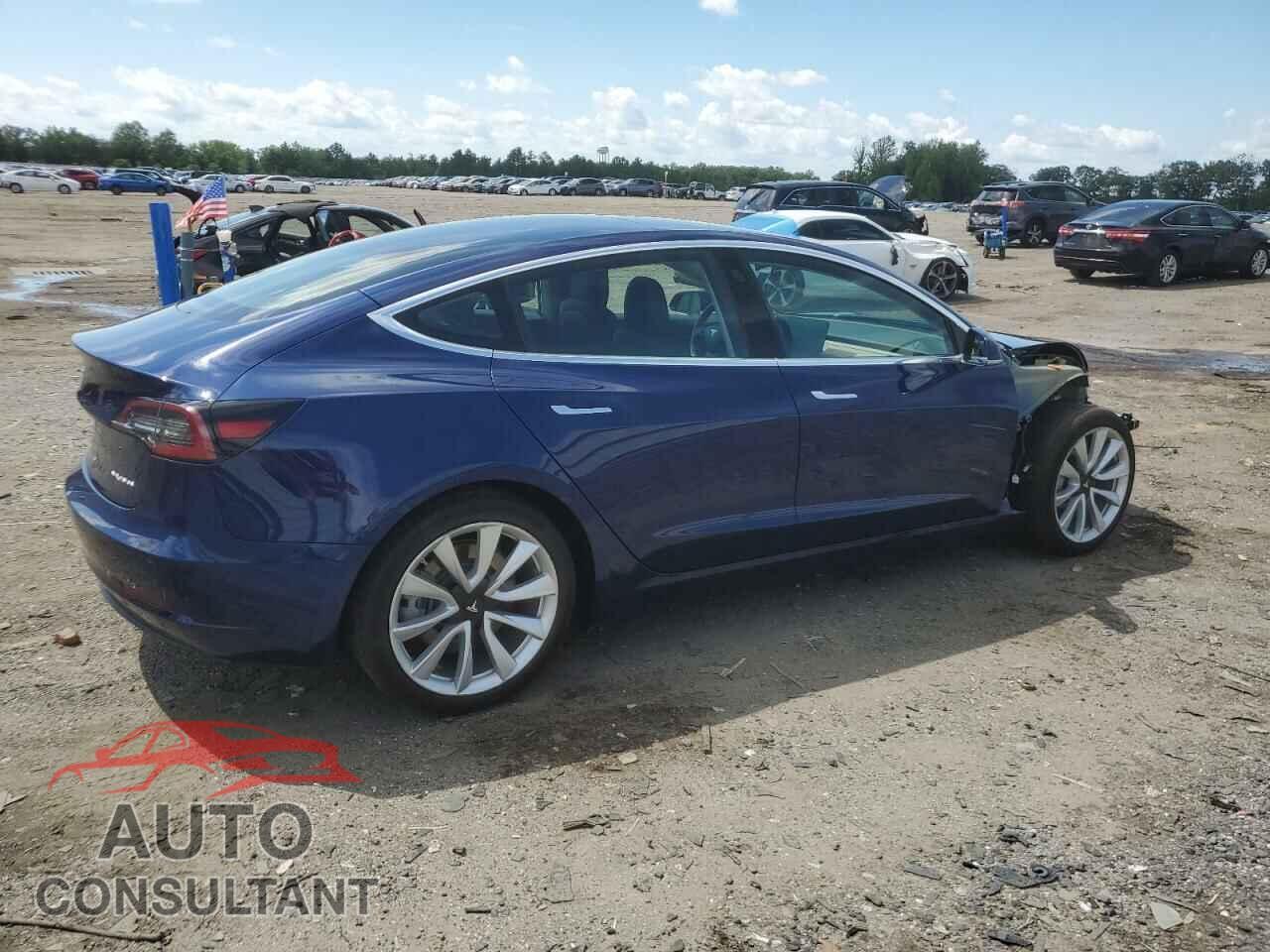 TESLA MODEL 3 2018 - 5YJ3E1EB5JF088397