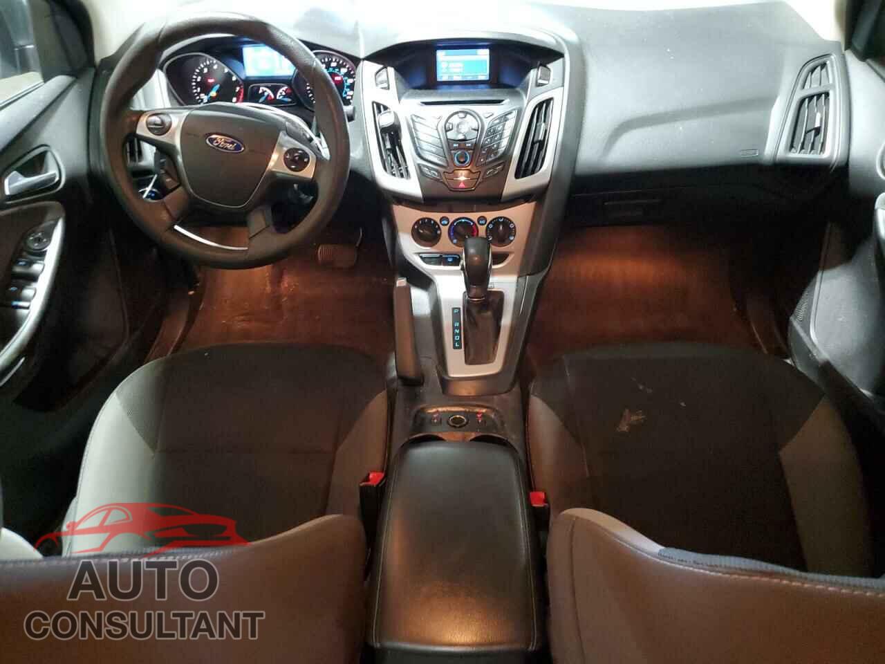 FORD FOCUS 2014 - 1FADP3F2XEL355275