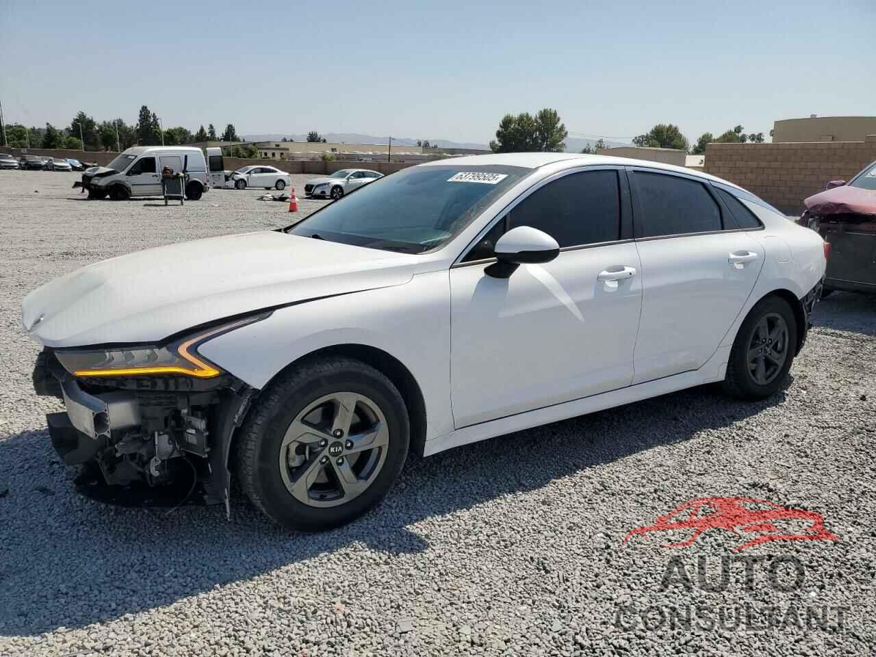 KIA K5 2021 - 5XXG14J27MG048232
