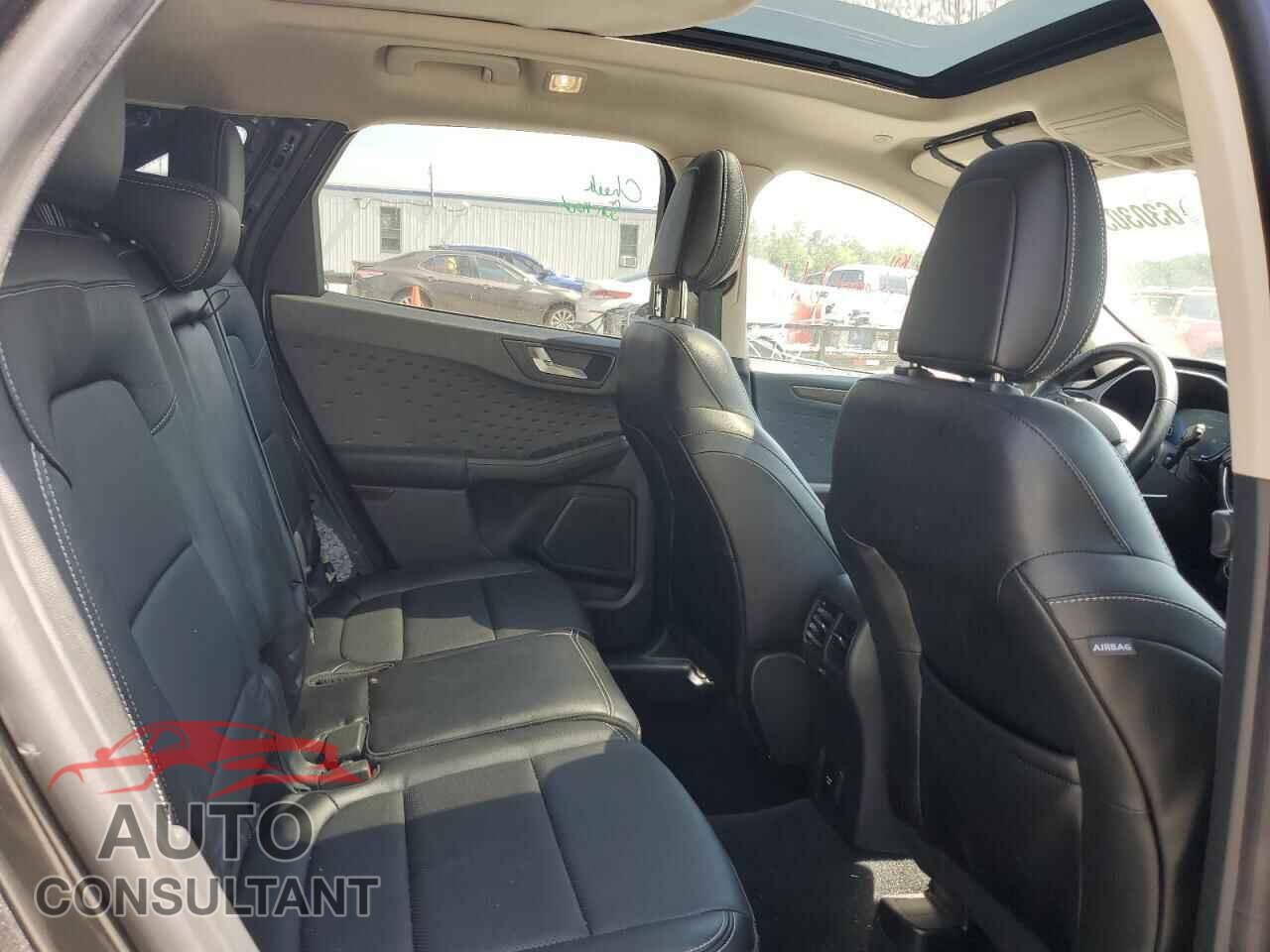 FORD ESCAPE 2020 - 1FMCU9J98LUA21660