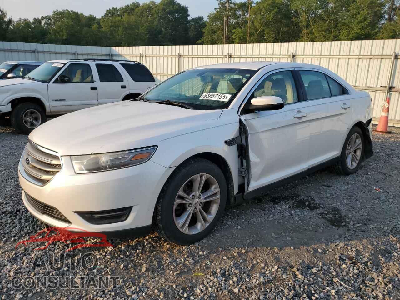 FORD TAURUS 2013 - 1FAHP2E85DG167515