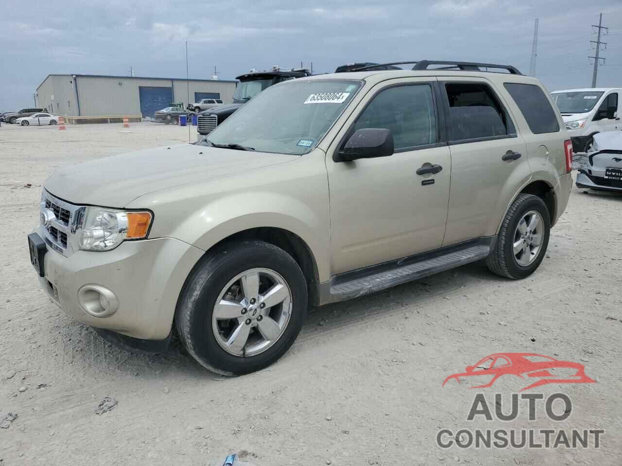 FORD ESCAPE 2011 - 1FMCU0D72BKA81160