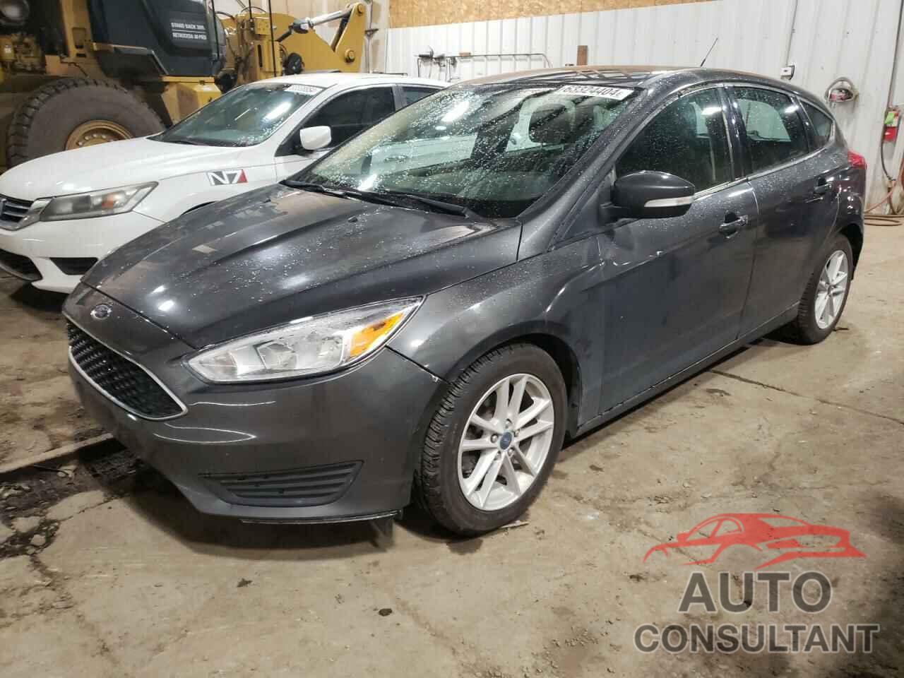 FORD FOCUS 2017 - 1FADP3K22HL239319