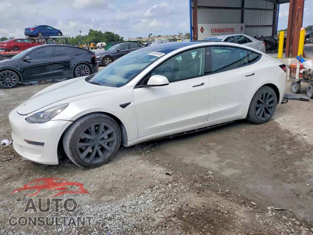 TESLA MODEL 3 2021 - 5YJ3E1EA2MF086893