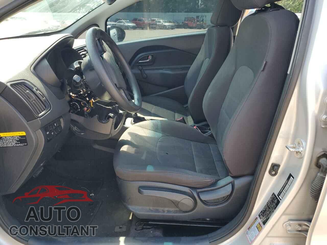 KIA RIO 2017 - KNADM4A35H6035192