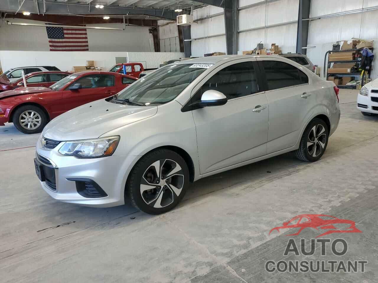 CHEVROLET SONIC 2017 - 1G1JF5SB0H4137225
