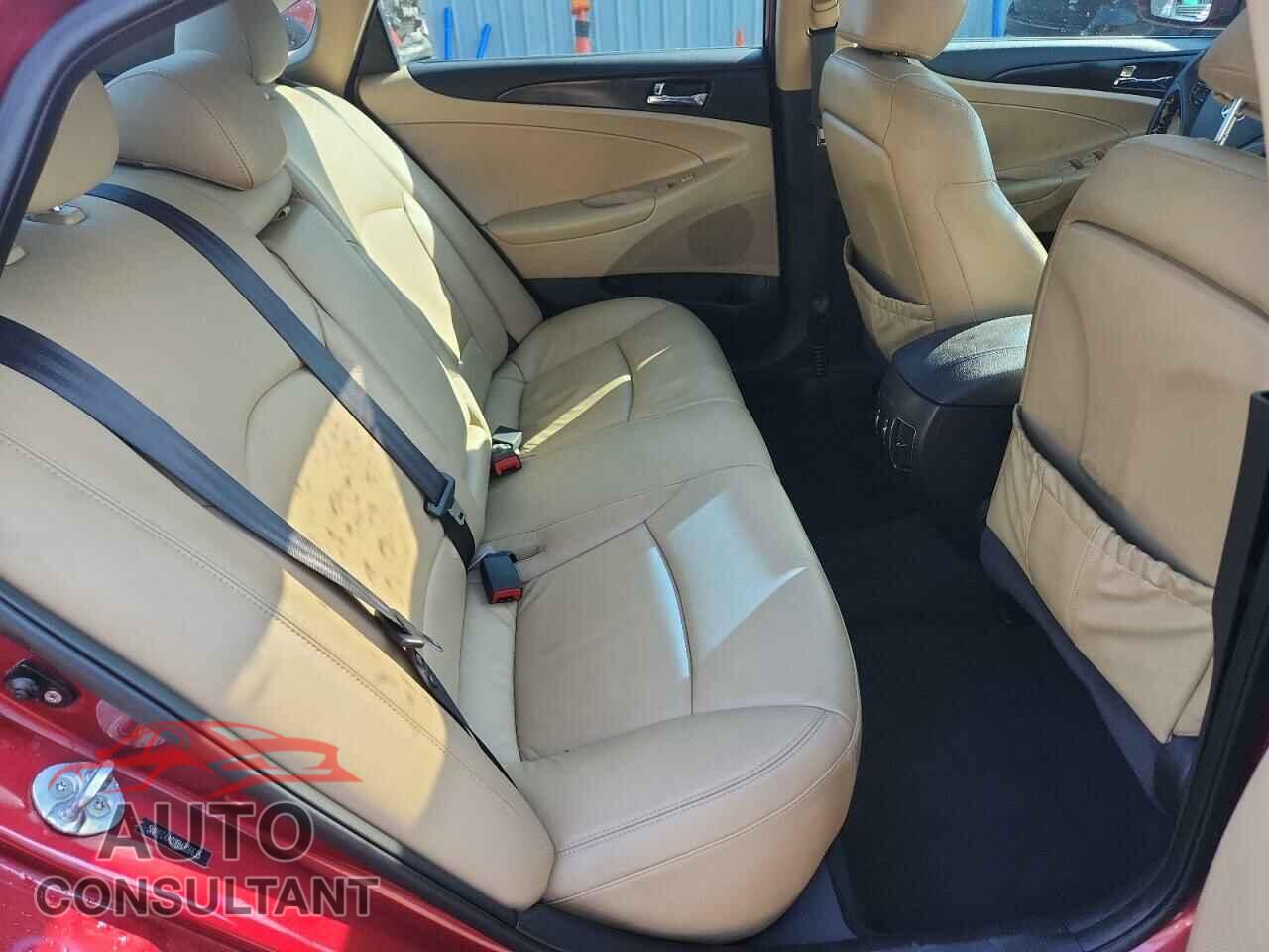HYUNDAI SONATA 2011 - 5NPEC4AC0BH306635