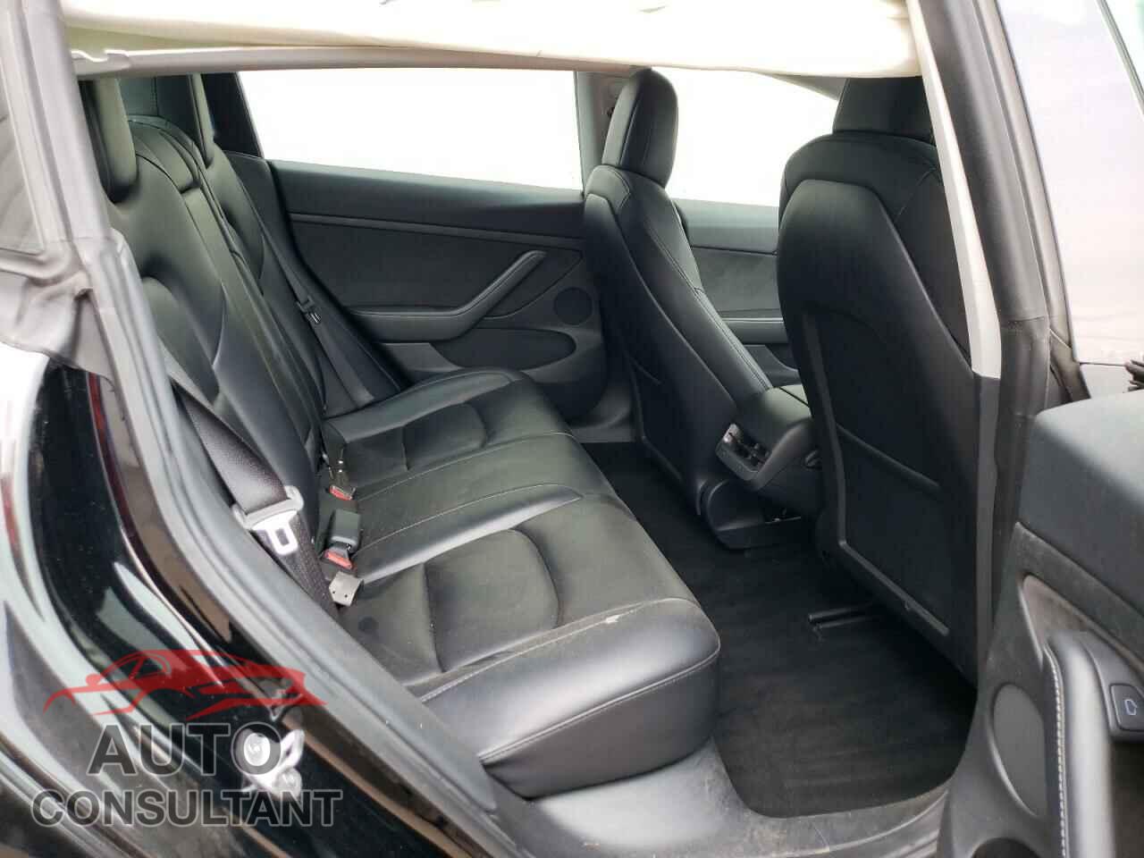 TESLA MODEL 3 2023 - 5YJ3E1EA7PF451699