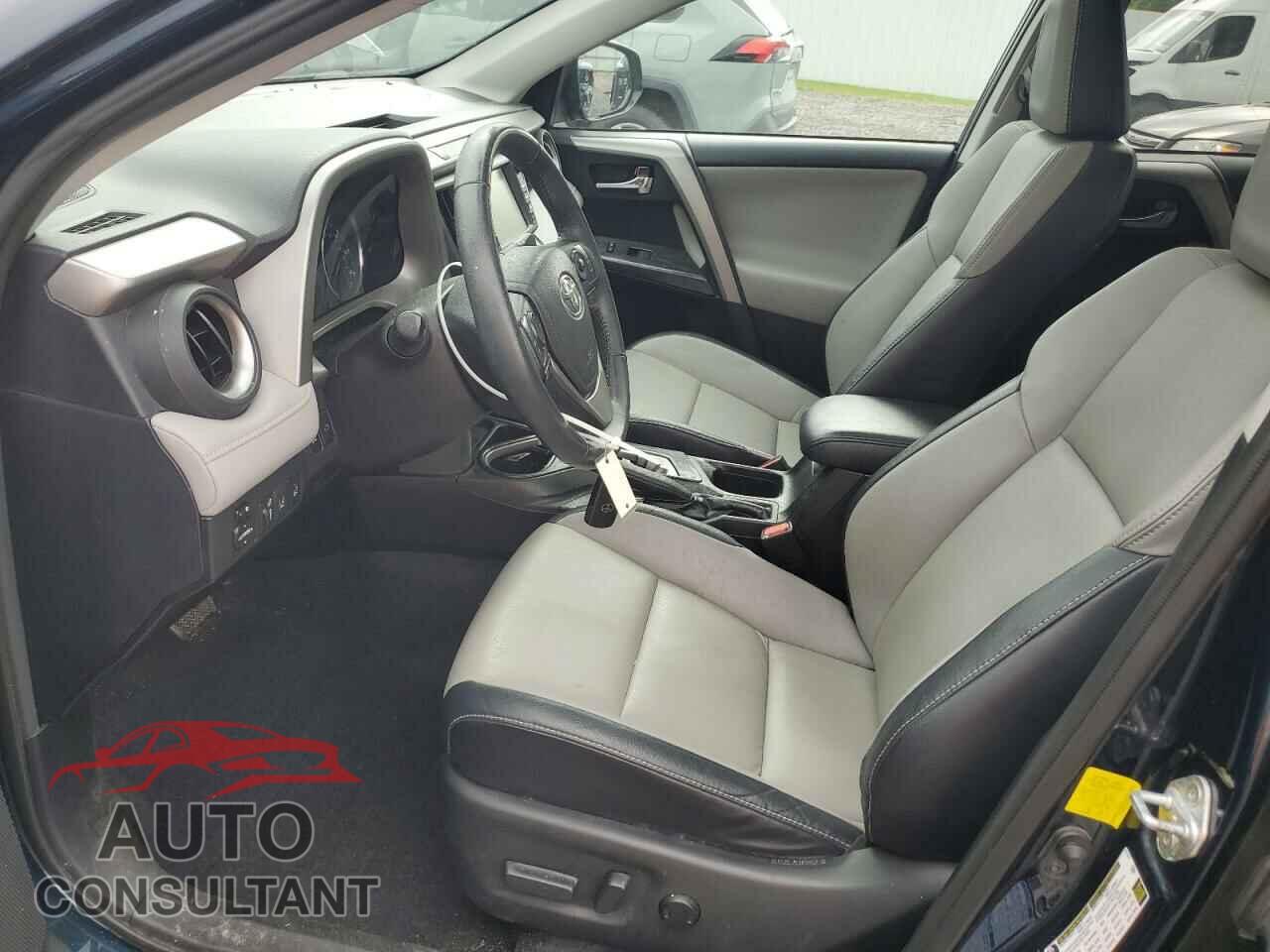 TOYOTA RAV4 2017 - 2T3DFREV9HW570367
