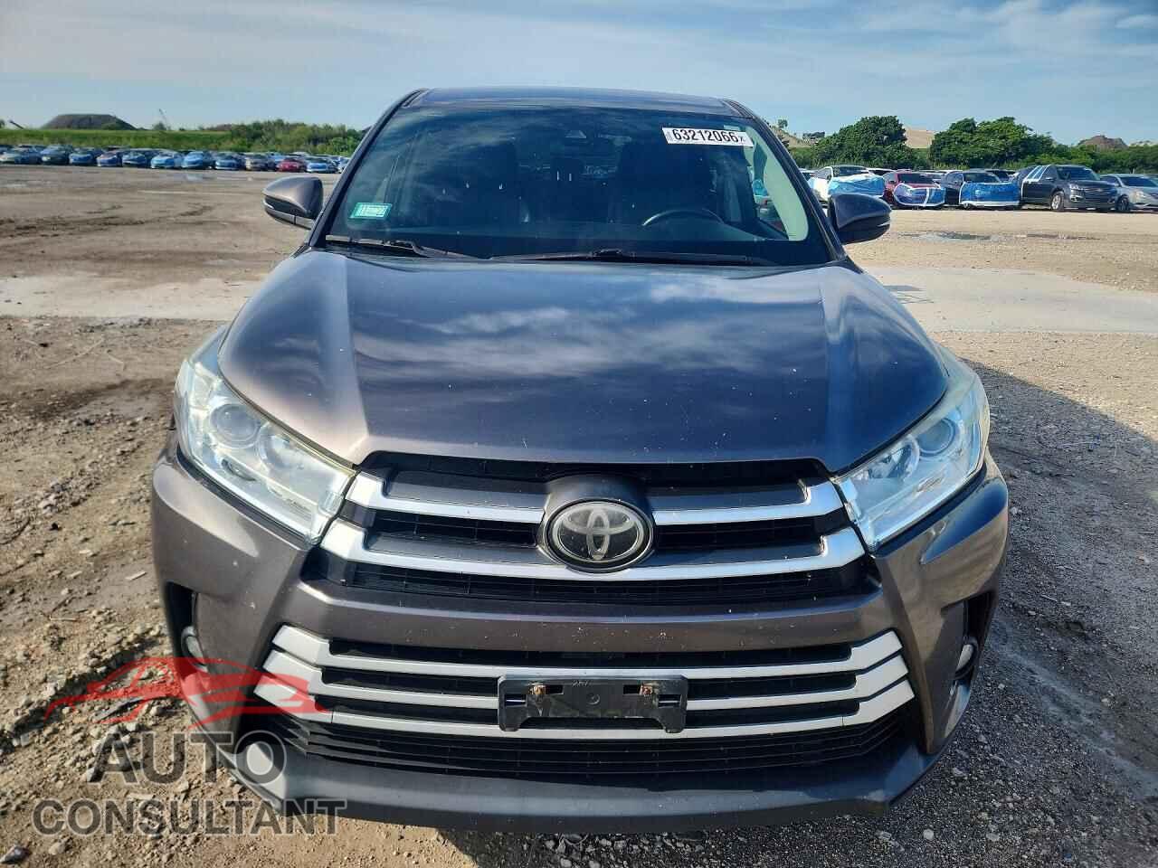 TOYOTA HIGHLANDER 2017 - 5TDBZRFH0HS414372