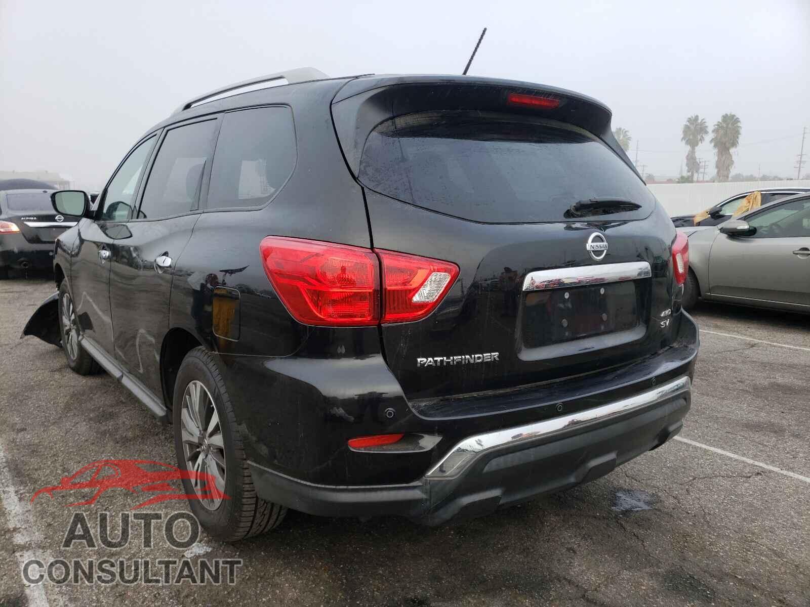NISSAN PATHFINDER 2017 - 5N1DR2MM2HC656593