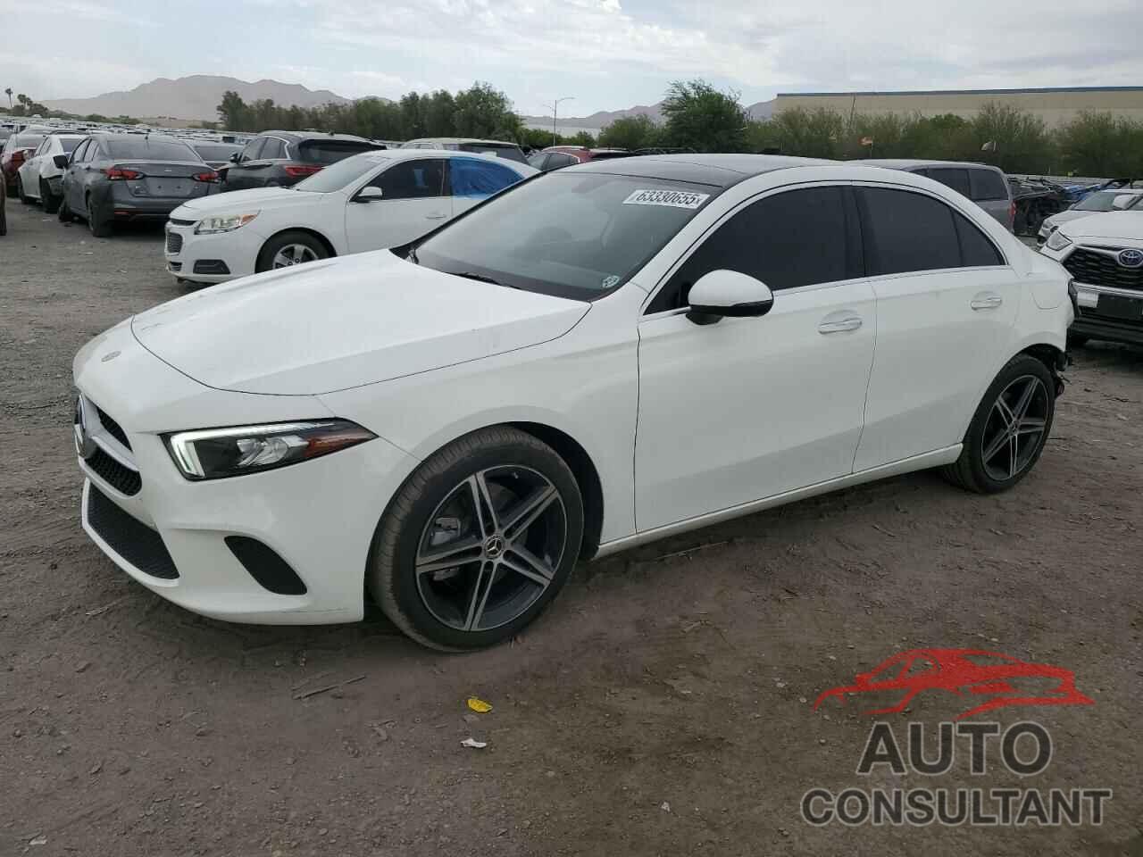 MERCEDES-BENZ A-CLASS 2019 - WDD3G4EB0KW021849