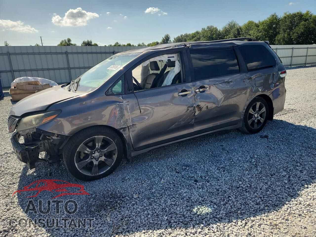 TOYOTA SIENNA 2016 - 5TDXK3DC3GS732080