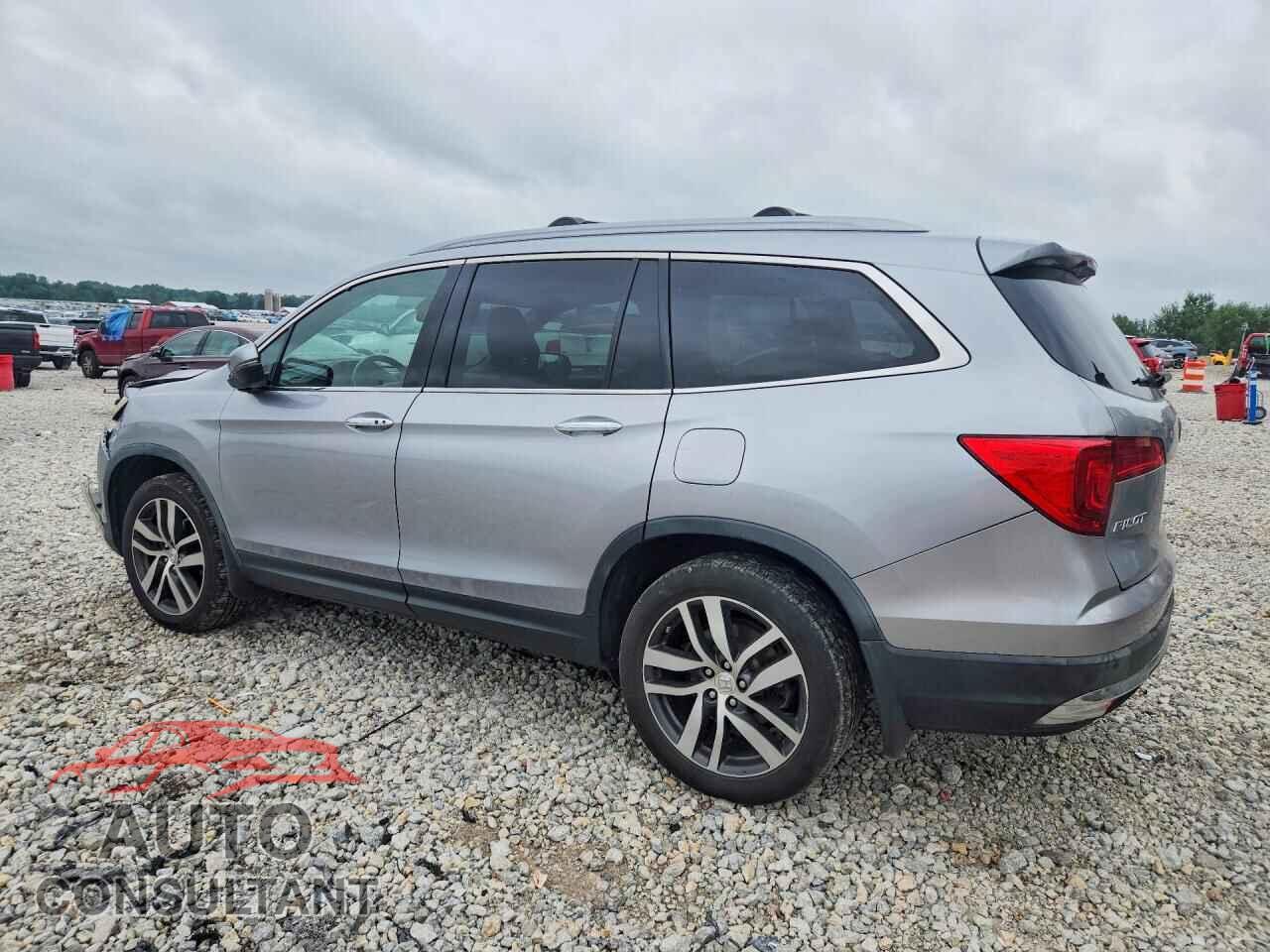 HONDA PILOT 2017 - 5FNYF6H04HB062085