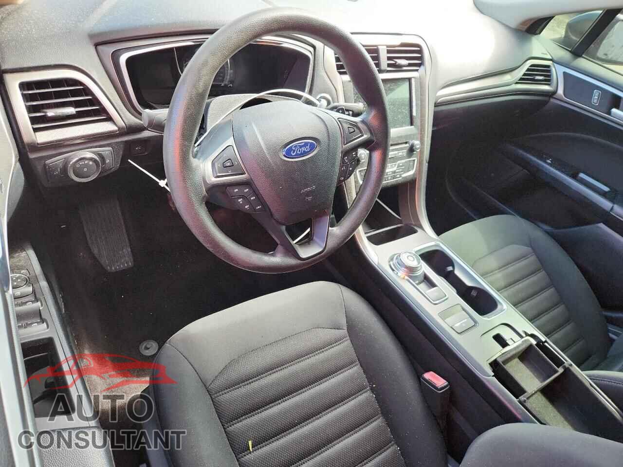 FORD FUSION 2017 - 3FA6P0HD1HR140041