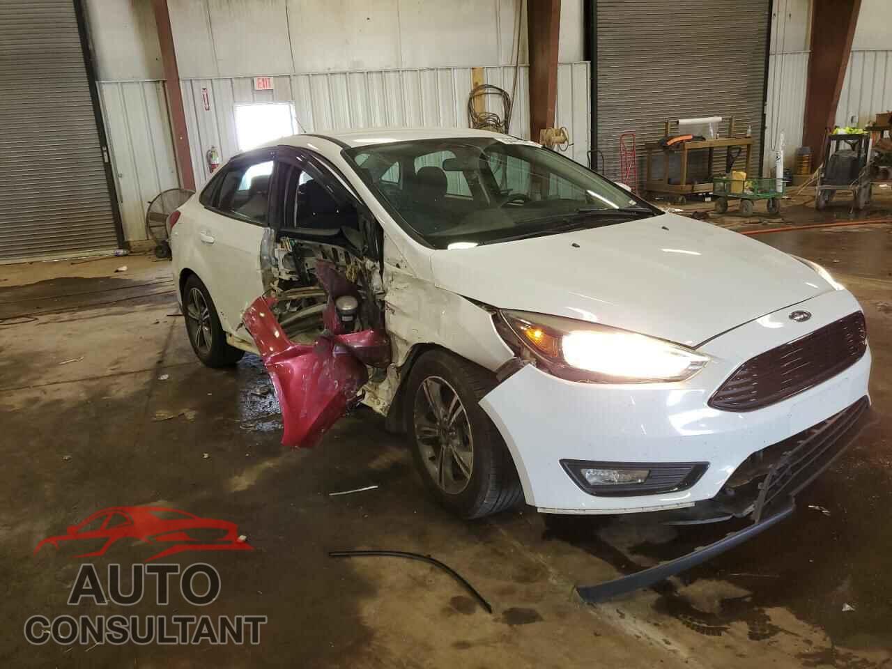 FORD FOCUS 2016 - 1FADP3FE7GL403909