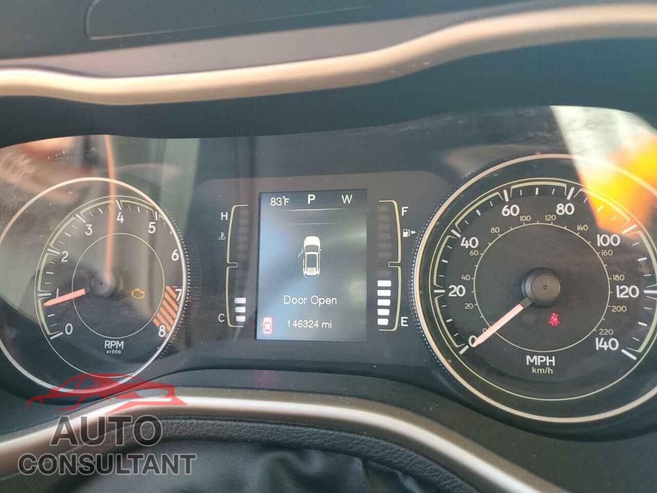 JEEP GRAND CHER 2014 - 1C4PJMCS2EW311014