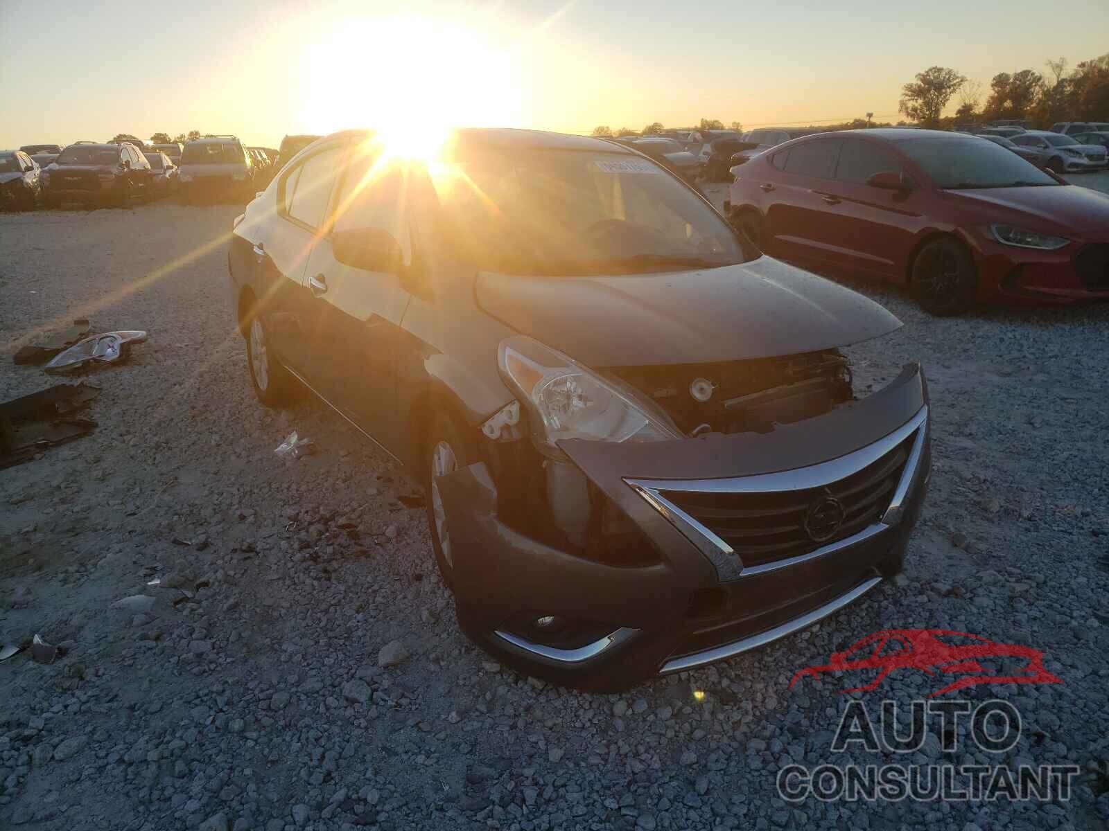 NISSAN VERSA 2017 - 3N1CN7AP3HL887162