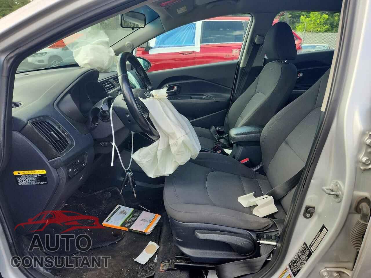 KIA RIO 2014 - KNADN4A32E6355286