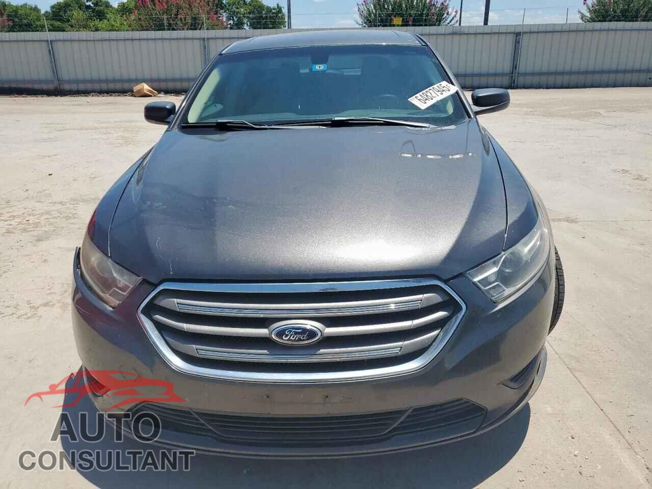 FORD TAURUS 2015 - 1FAHP2D8XFG128133