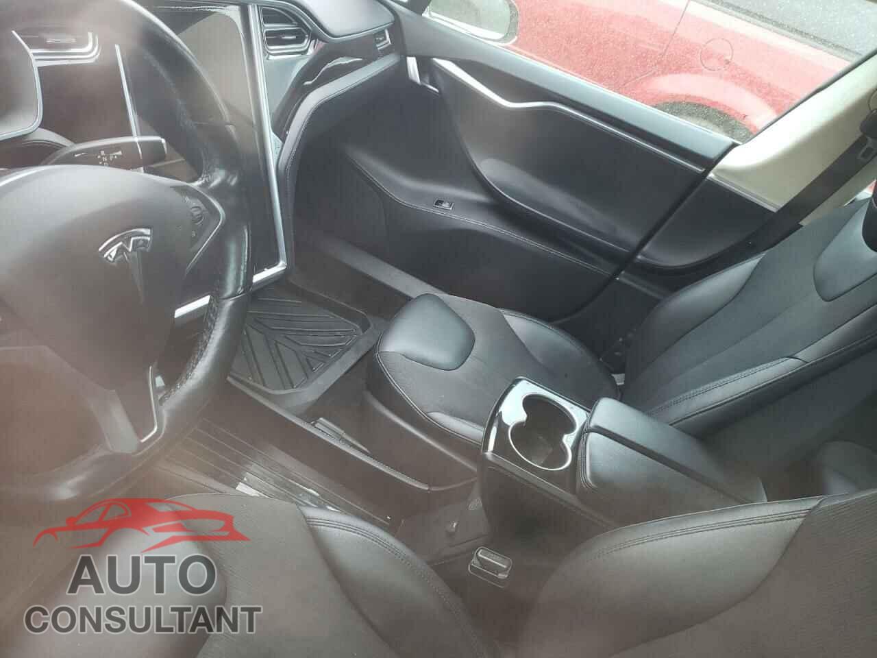 TESLA MODEL S 2016 - 5YJSA1E2XGF129851
